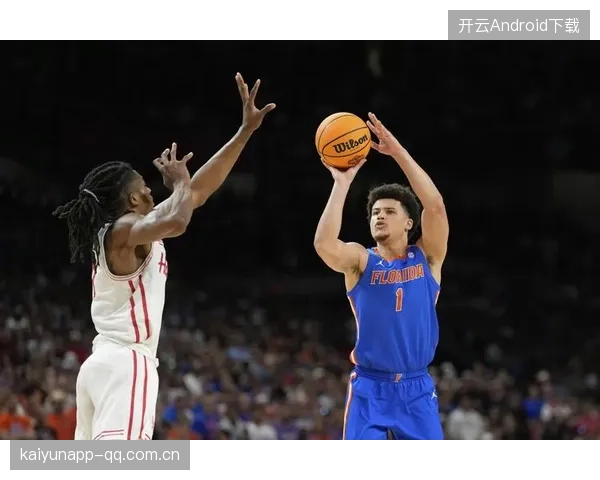 NCAA外线连续三分命中瞬间打停对手：射手成长记与品牌训练的力量