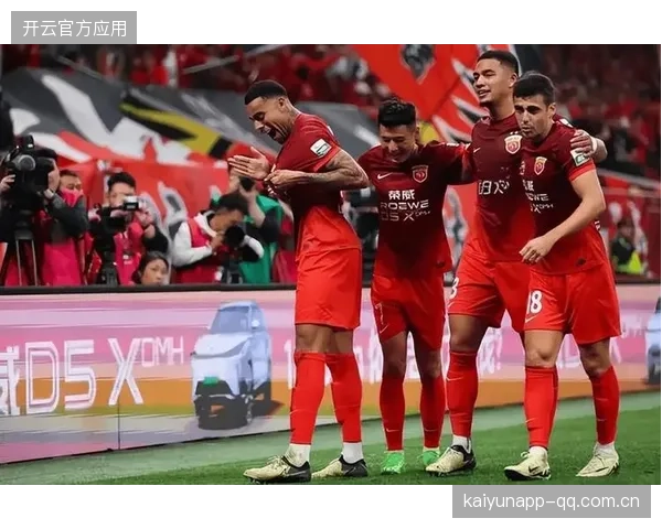 上海海港在亚冠生死战中力拼柔佛，前景不明